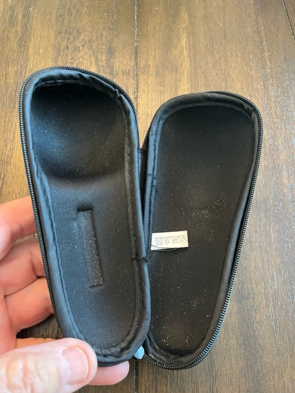 Philips Norelco Electric Razor / Shaver Zipper Travel Hard Case: Black